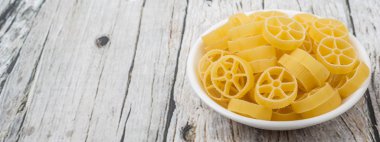 Kurutulmuş Rotelle makarna