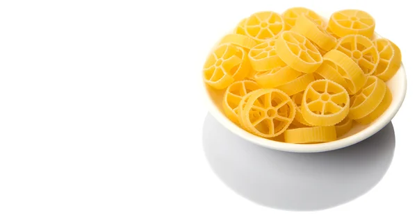 Rotelle Pasta vit skål — Stockfoto