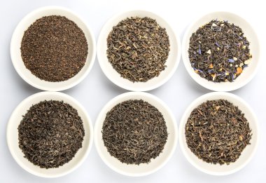 Siyah çay çeşitli