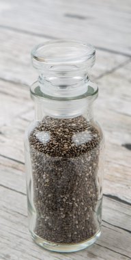 siyah-beyaz chia tohumu