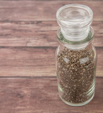 siyah-beyaz chia tohumu