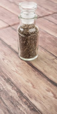 siyah-beyaz chia tohumu