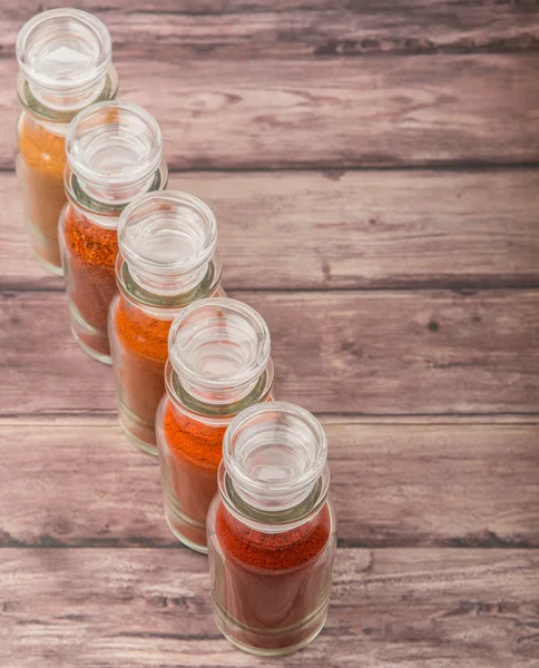 Poudre de Cayenne, poudre froide et poudre de paprika — Photo