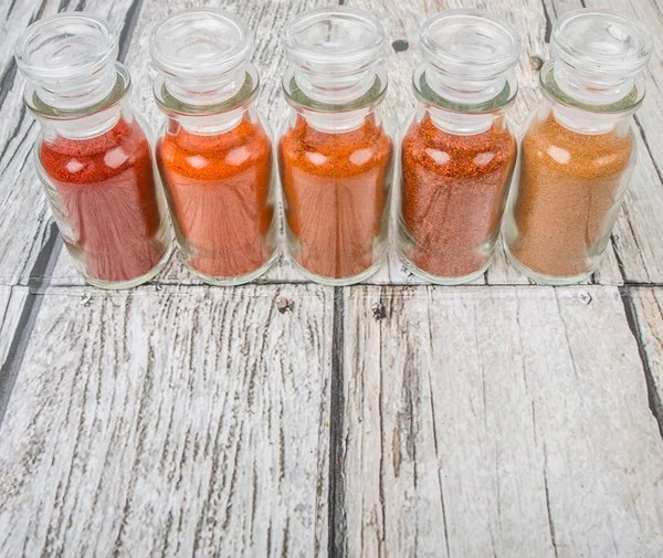 Poudre de Cayenne, poudre froide et poudre de paprika — Photo