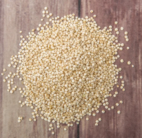 Grains de quinoa blanc — Photo