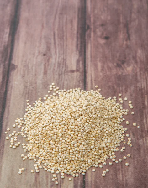 Beyaz quinoa tahıl