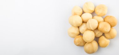 soyulmuş macadamia nut
