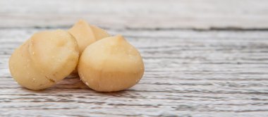 soyulmuş macadamia nut