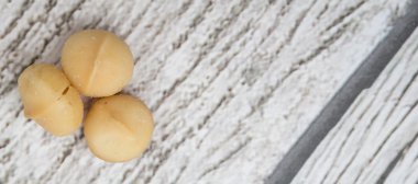 soyulmuş macadamia nut