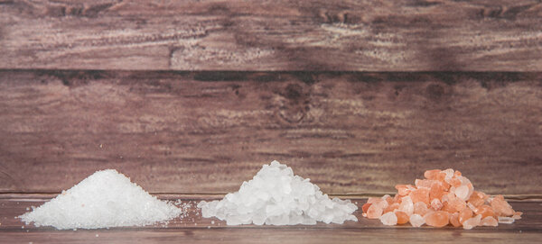 Соль для стола, морская соль и гималайская соль
