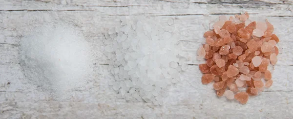 食卓塩、海の塩、ヒマラヤの塩 — ストック写真