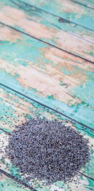 Siyah haşhaş tohumu