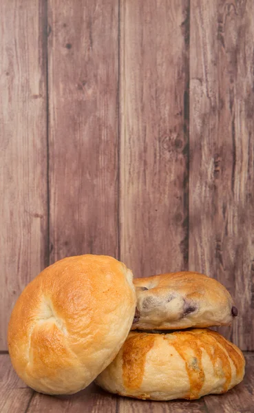 Hemgjord Plain Bagel, ost Bagel och blåbär Bagel — Stockfoto