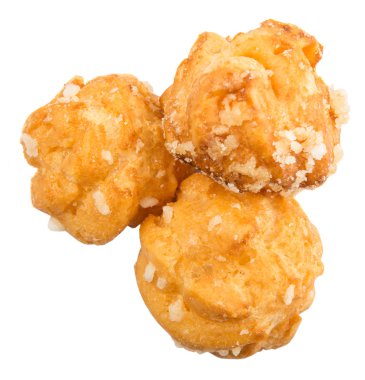 Choux pasta şeker serpilir