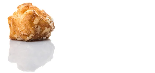 Choux konditorivaror beströs med socker — Stockfoto