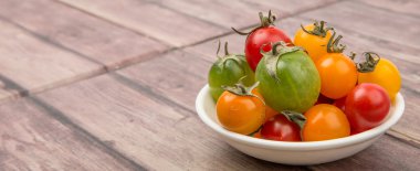 renkli kiraz domates