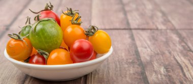 renkli kiraz domates