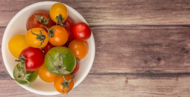 renkli kiraz domates