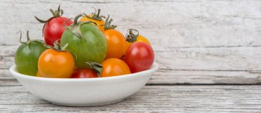 renkli kiraz domates