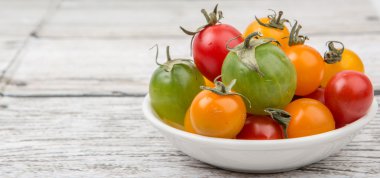 renkli kiraz domates