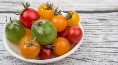 renkli kiraz domates