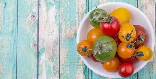 renkli kiraz domates