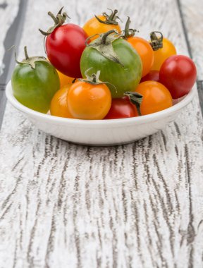 renkli kiraz domates