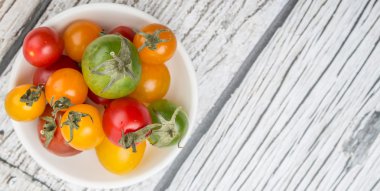 renkli kiraz domates