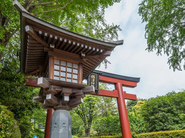 Sanctuaire Nezu Shinto, Tokyo, Japon — Photo