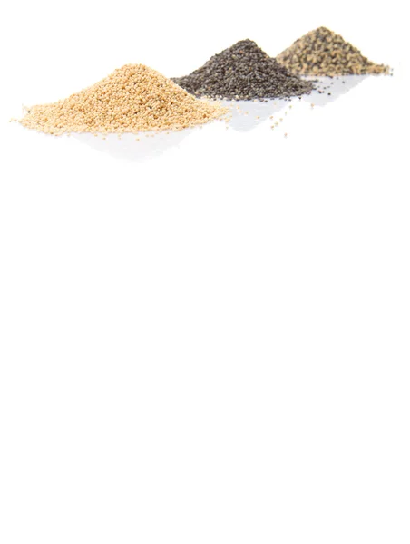 Semi di papavero bianco, semi di papavero nero e semi di papavero misto — Foto Stock