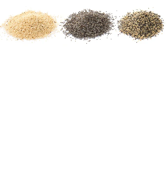 Семена белого мака, семена черного мака и семена смешанного мака — стоковое фото