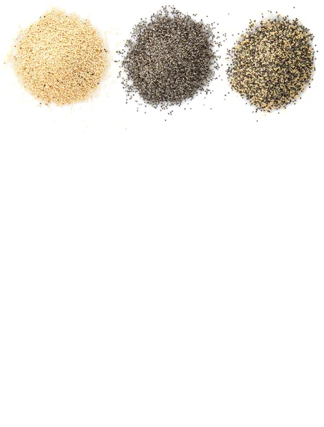 白罂粟籽 黑罂粟籽和混合罂粟籽在白色背景 — 图库照片