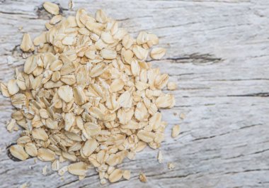 Çiğ yulaf gevreği