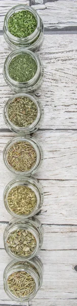 Kuru otlar çeşitli