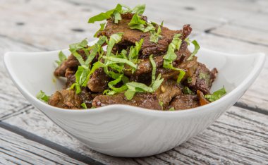 Malezya çanak heyecan kıyılmış sığır kızarmış 