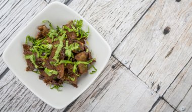 Malezya çanak heyecan kıyılmış sığır kızarmış 