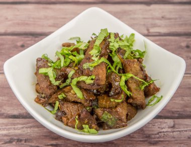 Malezya çanak heyecan kıyılmış sığır kızarmış 