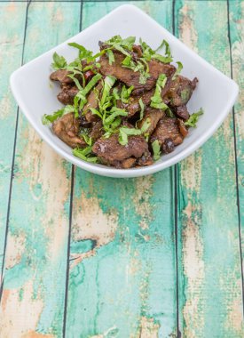 Malezya çanak heyecan kıyılmış sığır kızarmış 