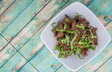 Malezya çanak heyecan kıyılmış sığır kızarmış 