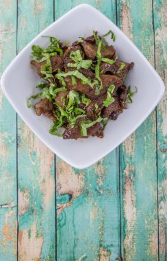 Malezya çanak heyecan kıyılmış sığır kızarmış 