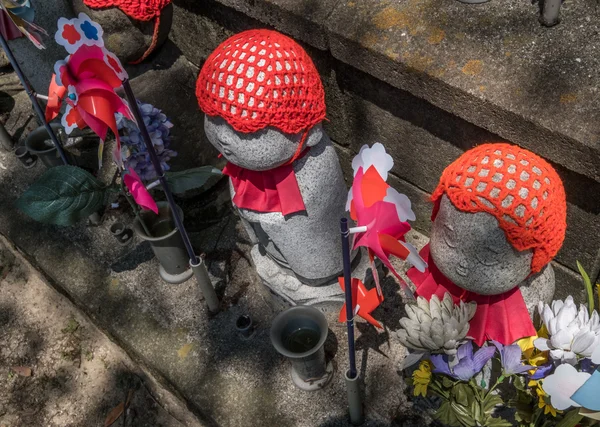 Little children statues in Zojoji Temple, Tokyo — Stock Photo, Image