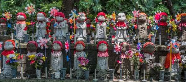 Statue per bambini nel Tempio Zojoji, Tokyo — Foto Stock