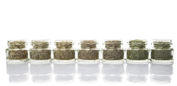 Varietà di erbe essiccate — Foto Stock
