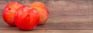 Japon kırmızı Erik