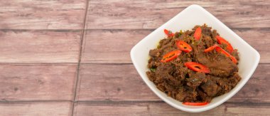 Malezya çanak Rendang Tok veya sığır eti haşlanmış Kuru