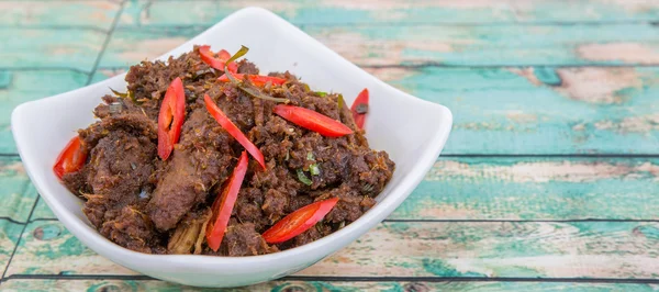 Malaysisches Gericht Rendang Tok oder Rindfleisch gedünstet — Stockfoto