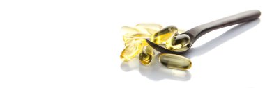 Balık yağı takviyesi kapsül