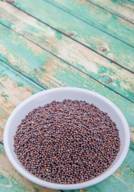 kahverengi hardal tohumu