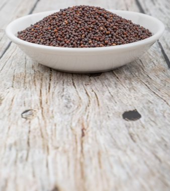 kahverengi hardal tohumu