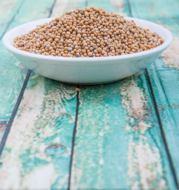 Hardal tohumu beyaz kase